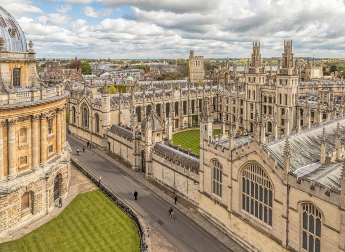 Ngày 04: London - Oxford - Stratford upon Avon - Sheffield
